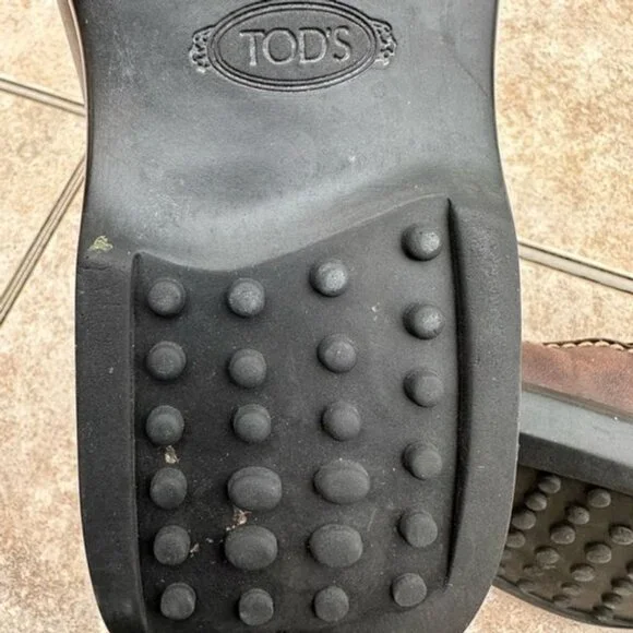 Tod's Women's Brown Leather Driving Loafers